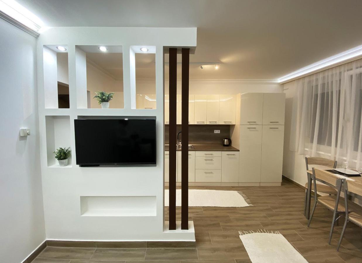 Andrea Apartmanok 2 Hajdúszoboszló 外观 照片
